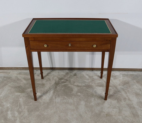 Small Mahogany Desk Table, Louis XVI period - Late 18th century