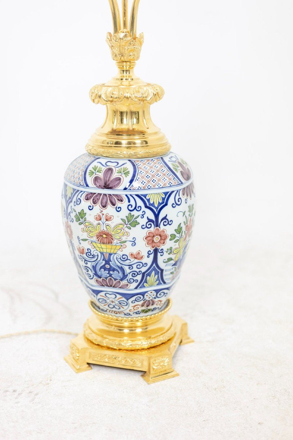 Lampada in maiolica di Delft, XIX secolo, LS4874583C