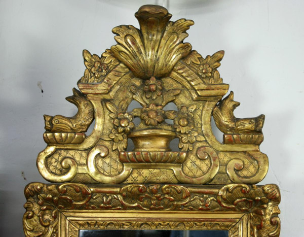 Miroir En Bois Et Stuc Doré d'époque Régence