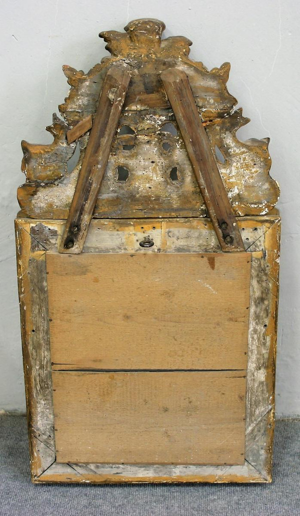 Miroir En Bois Et Stuc Doré d'époque Régence