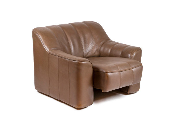 Fauteuil et son ottoman en cuir, années 1970, LS48011051
