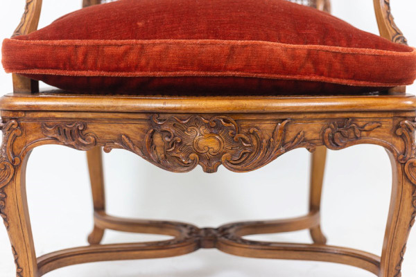 Jean Mocqué, Paire De Fauteuils Canné De Style Régence, XXe Siècle, Ls4699701