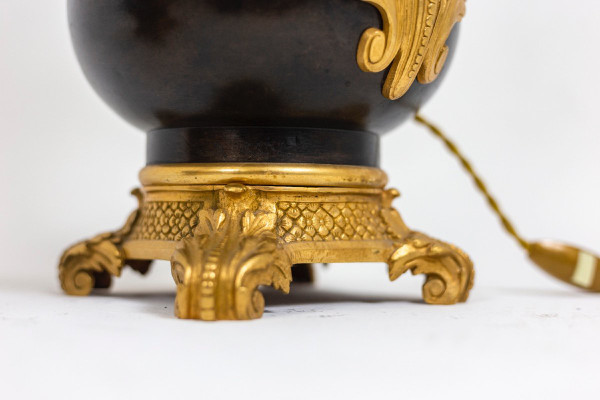 Paire De Lampes En Tôle Et Bronze Doré, Circa 1880, Op529901