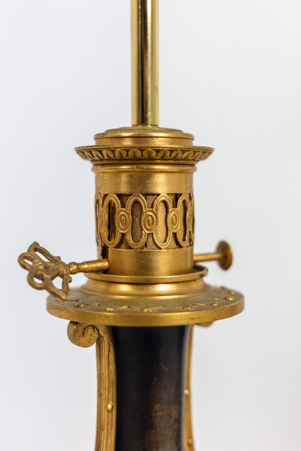 Paire De Lampes En Tôle Et Bronze Doré, Circa 1880, Op529901