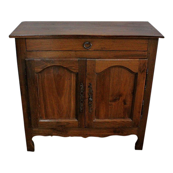 Small regional sideboard in solid chestnut - Mid-19th century