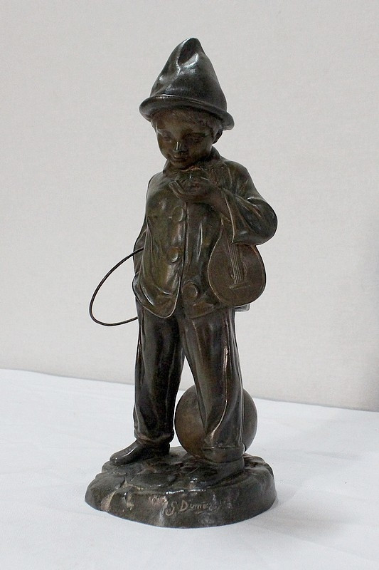 Jeune Joueur de rue" (Giovane giocatore di strada), di G. Demange - Inizio XX secolo