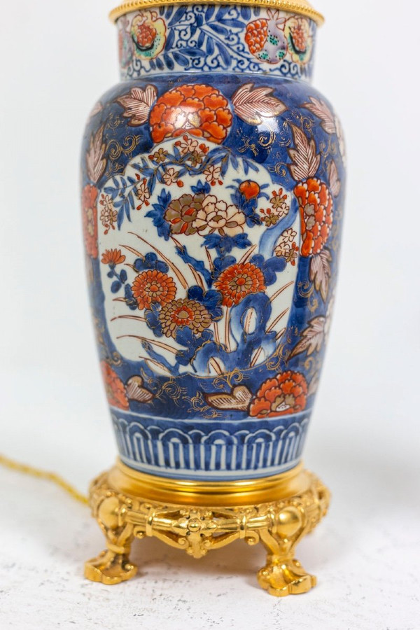 Paire De Lampes En Porcelaine d'Imari Et Bronze Doré, Circa 1880, Ls4547631