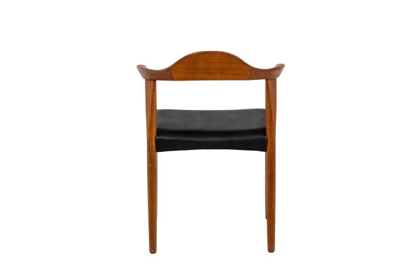 Harry Østergaard, Series Of Four Chairs