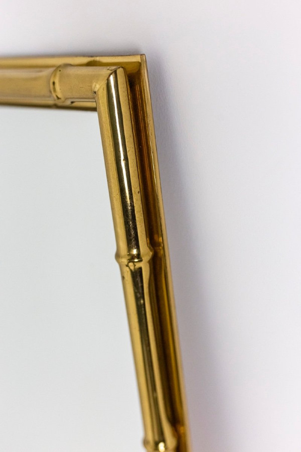 Specchio rettangolare in ottone dorato, anni '70