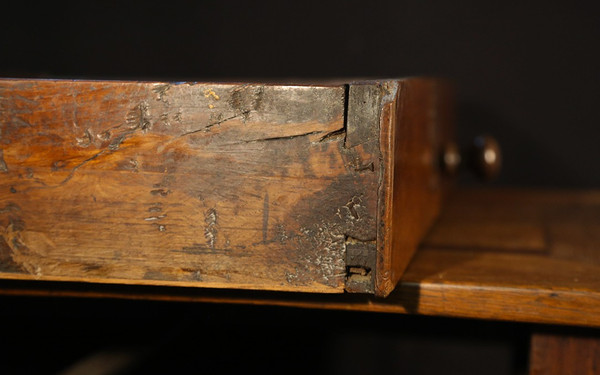 Petite table à écrire Louis XIII XVIIème siècle 