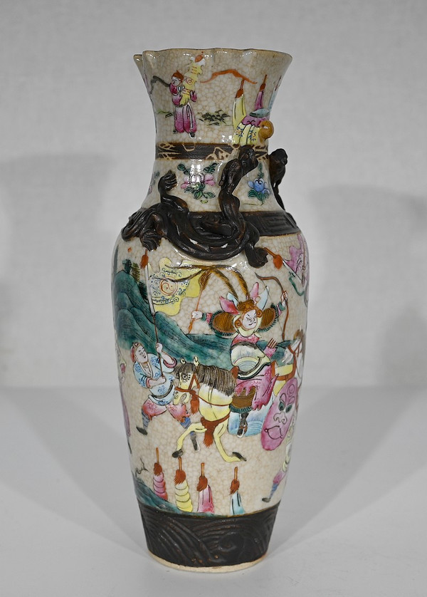 Vase in Nanjing Porcelain, China - Late 19th century