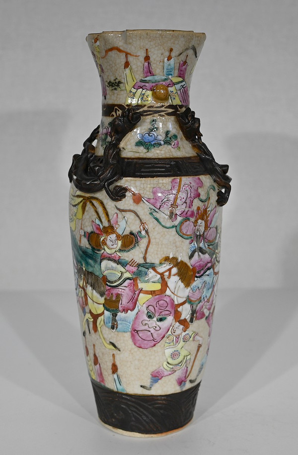 Vase in Nanjing Porcelain, China - Late 19th century