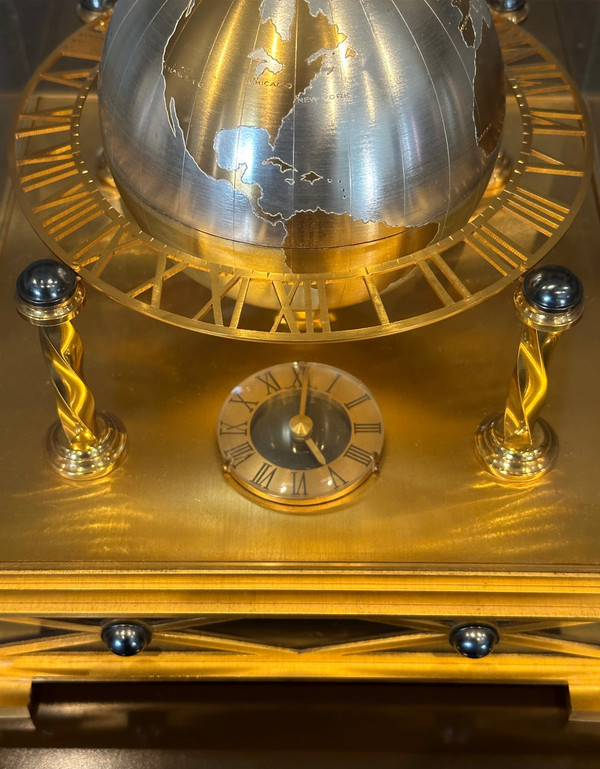 Hour Lavigne, Bronze Globe Table Clock