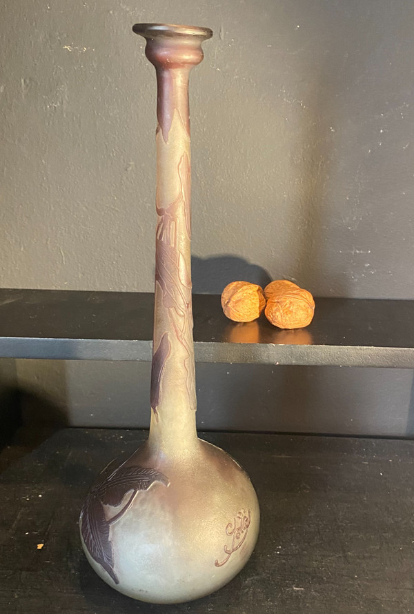 Vase signed Gallé, clematis design