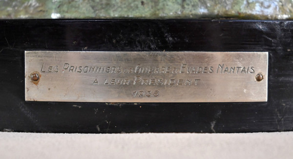 Grande bronzo "Jean Mermoz", firmato A.Ouline - Prima parte del XX secolo