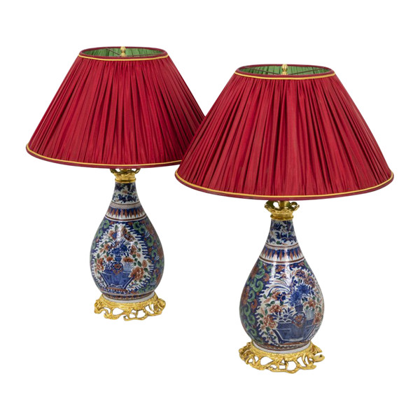 Coppia di lampade in maiolica di Delft e bronzo dorato, circa 1880 - LS4242671