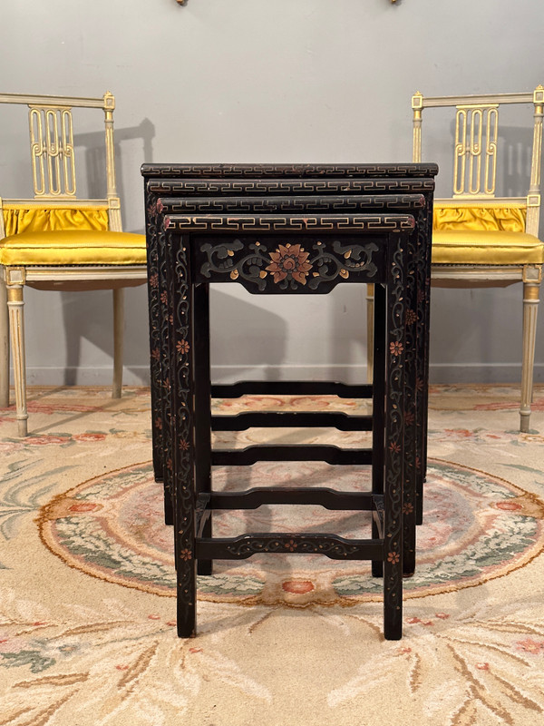 Tavolini Nidificabili Coromandel Laccato Periodo Napoleone III