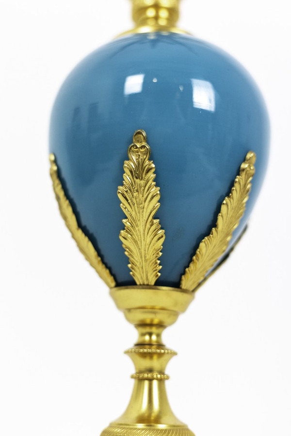 Lampe aus türkisfarbenem Opalglas und vergoldeter Bronze, 1970er Jahre – Op479721