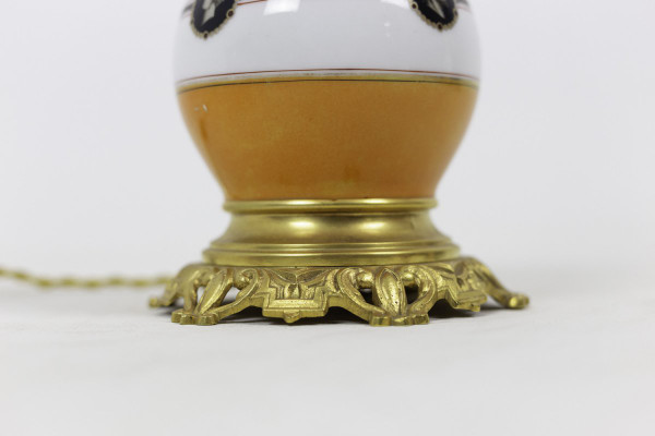Coppia di lampade in porcellana bianca e arancione, 1880 circa - Ls3584581