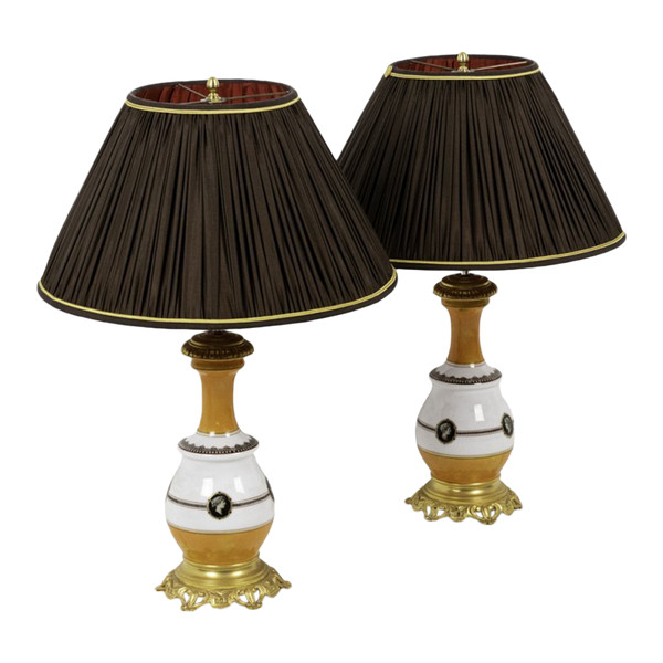 Coppia di lampade in porcellana bianca e arancione, 1880 circa - Ls3584581