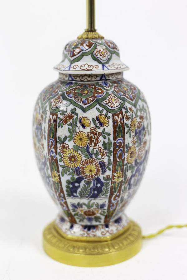 Piccola lampada in maiolica di Delft e bronzo dorato, 1880 circa - Ls2924231