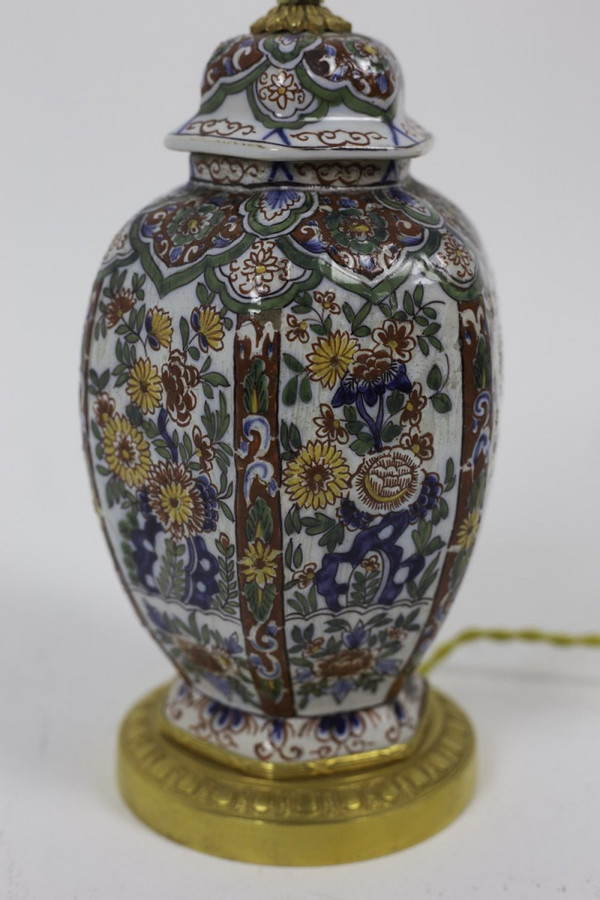 Piccola lampada in maiolica di Delft e bronzo dorato, 1880 circa - Ls2924231