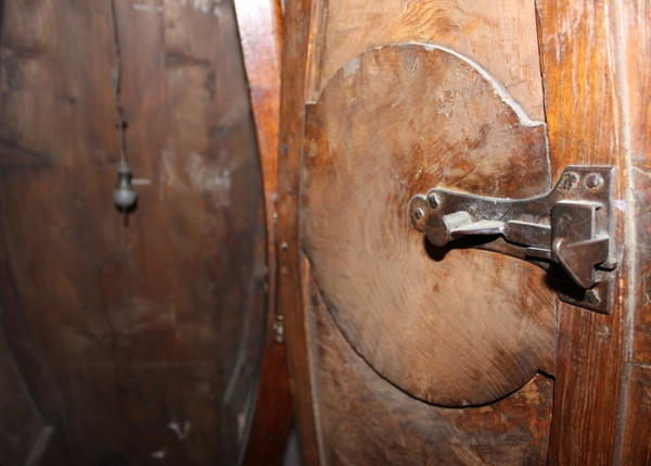 Bressane XVIII Clock And Its Rooster Movement