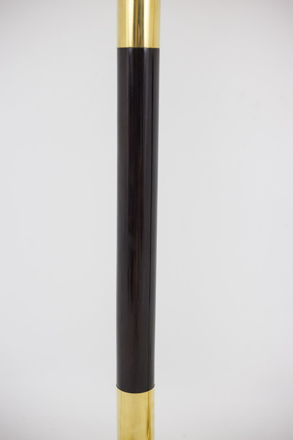 Lampada da terra in legno e ottone dorato, anni '70 - Ls4168401