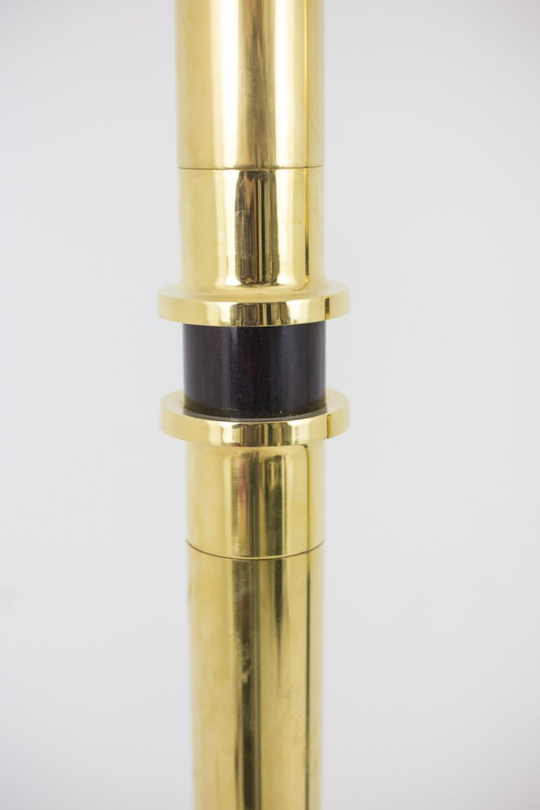 Lampada da terra in legno e ottone dorato, anni '70 - Ls4168401