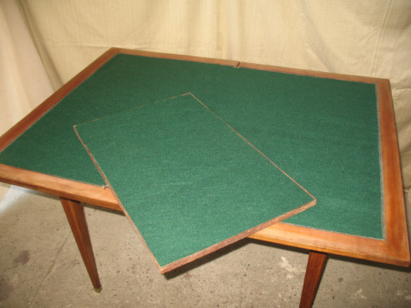 Table à jeux et à système en marqueterie à décor de losanges époque 19ème de style Louis XVI