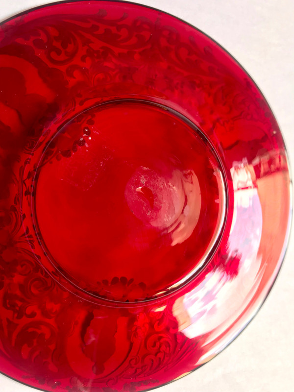 Pair of cups and saucers in ruby red enamelled Venetian glass