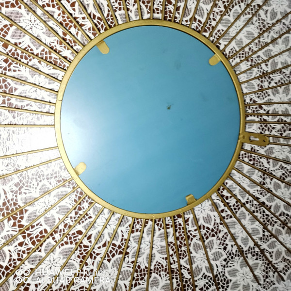 Ancien miroir soleil mural  en laiton doré  dans l'esprit de (Chaty Vallauris)