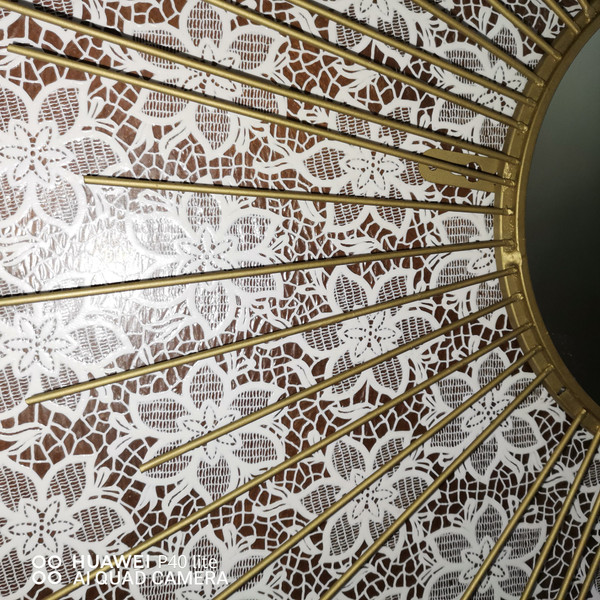Ancien miroir soleil mural  en laiton doré  dans l'esprit de (Chaty Vallauris)