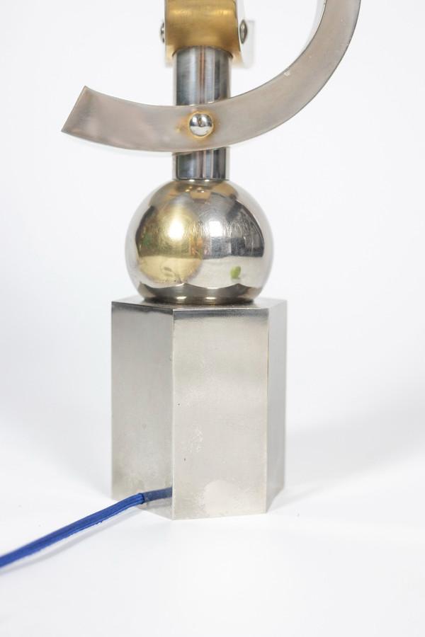 Lampada scultorea in metallo cromato, anni '70