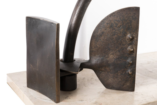 Victor Roman, La porta, scultura in bronzo, 1983 - LS40784051