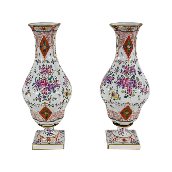 Paire de Vases de la Manufacture Samson  - XIXe