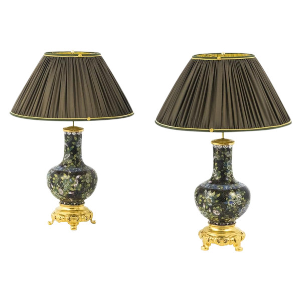 Coppia di lampade in smalto cloisonné nero e bronzo dorato, circa 1880 - LS37131001