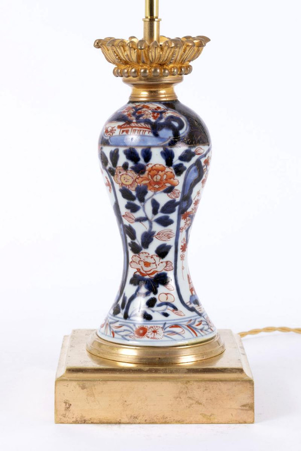 Paire de lampes en porcelaine à décor Imari, fin XIXème siècle - LS3920701