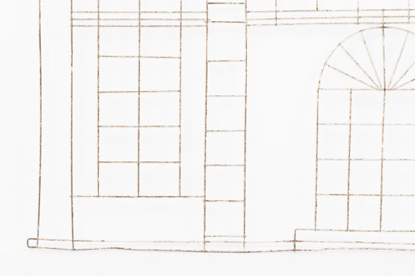 Formschnitt aus Eisen, der die Fassade eines Hauses darstellt, um 1970 – LS3738201