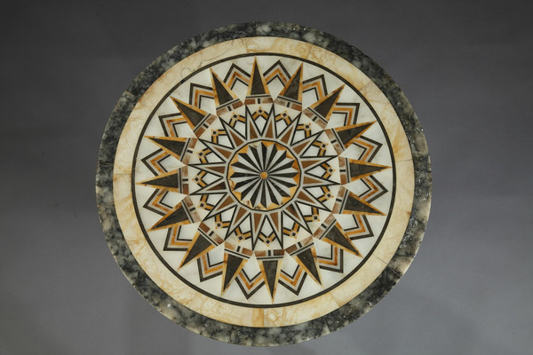 Guéridon En Albâtre Avec Plateau En Marqueterie De Marbres De Style Italien, XVIe Siècle