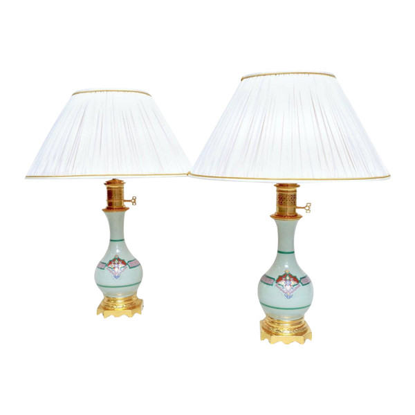 Paire de lampes en porcelaine céladon, XIXe siècle - LS3537771