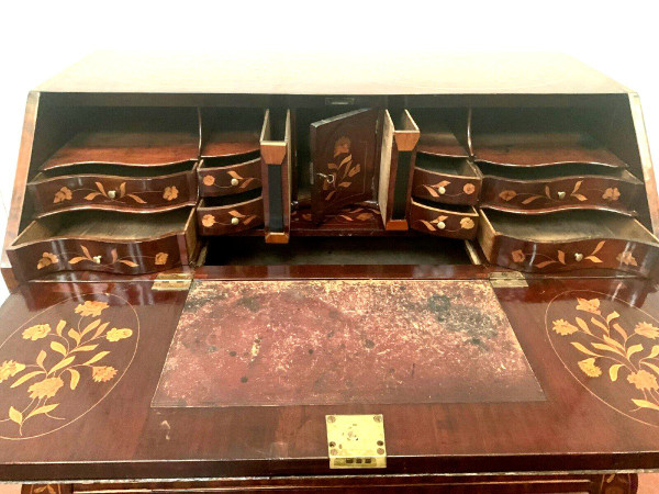 Comò Scribano In Intarsio Olandese XVIII Secolo