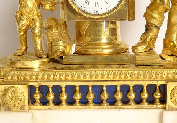 Clock Louis XVI Lanterne Magique Enfants Bronze Doré Marbre Roque XVIIIè