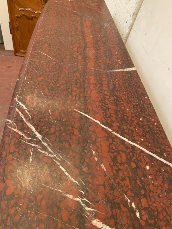 Coppia Di Camini Stile Luigi XIV In Marmo Rosso Griotte. XIX secolo.