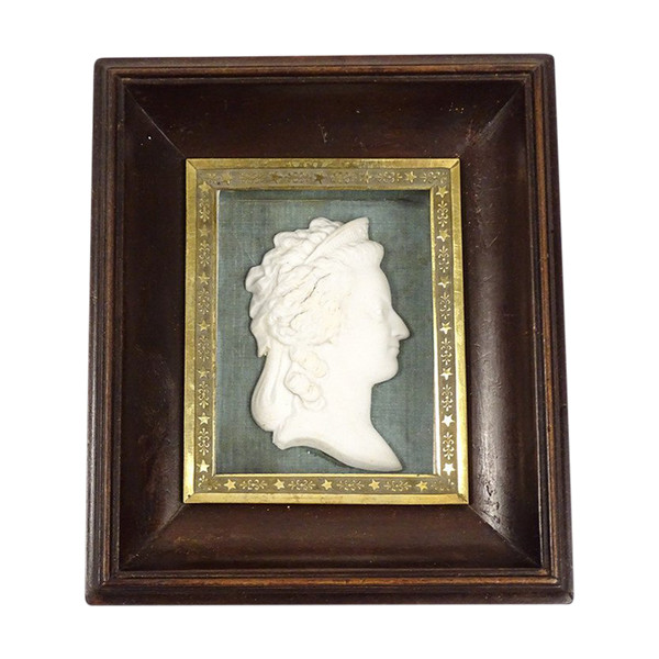 Ritratto profilo busto di biscuit Regina Maria Antonietta Miniatura Inizio XIX secolo