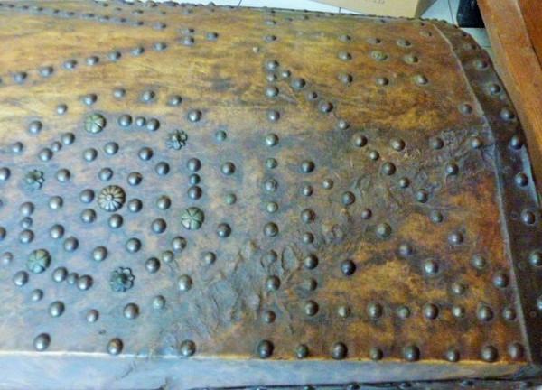 Old Gothic style travel chest in wood and studded leather, late 18th century
