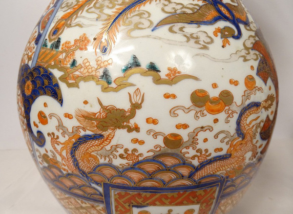 Coppia di grandi vasi di porcellana Imari Giappone Drago Fenice Doratura XIX secolo