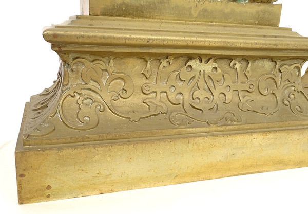 Pair of gilt bronze Chenets Lions Couchés Château Neuilly Restoration 19th century