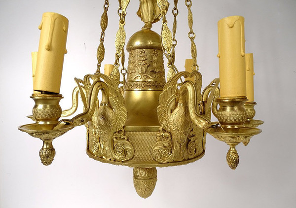 Empire 6-light gilt bronze chandelier Renommée Victoire Ailée Cygnes 19th century