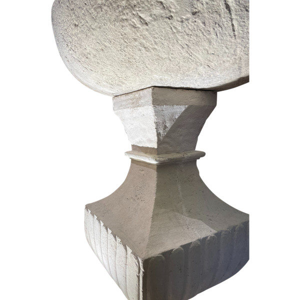 Taufbecken aus geschnitztem Stein - XVII